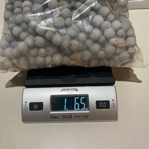 Natural Wooden Bead Garlands on Jute Lot of 5 Gray 74", Beads: ⅜" and ⅝" - Picture 10 of 10